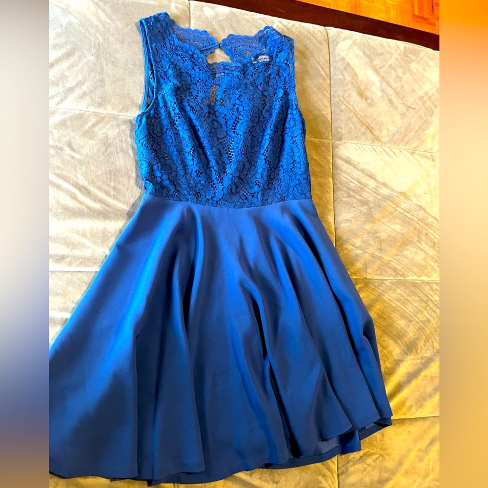 A true Parisian dress!